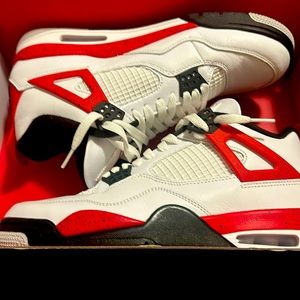 retro Jordan 4 cement